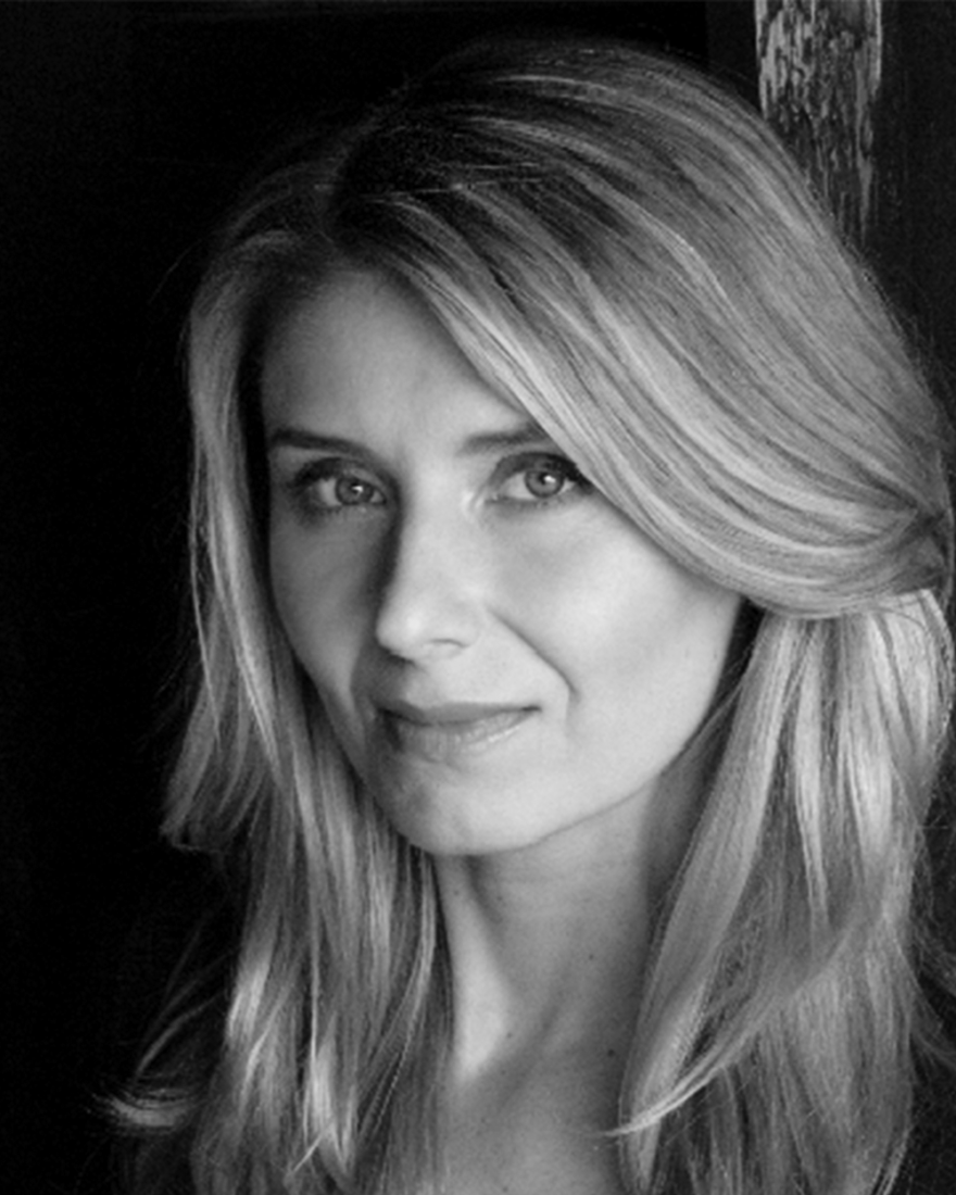 Nadia Bowers Headshot